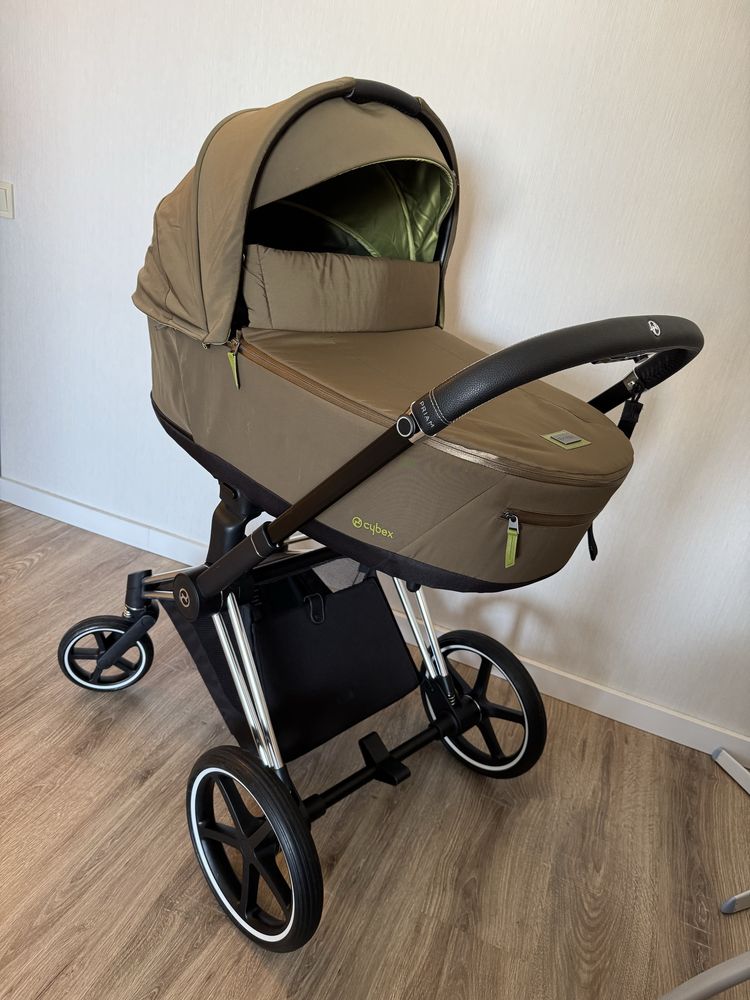 Cybex Priam Khaki Green шасі Chrome Black 4.0
