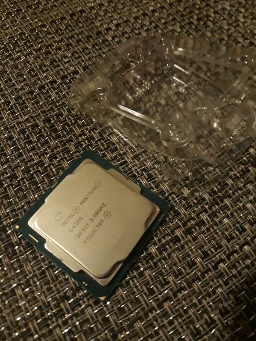 Процесор Intel Pentium G4560 3.50GHz/3MB/8GT/s. s1151 (Kaby Lake)