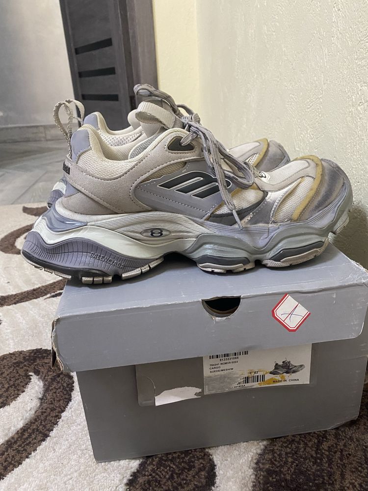 Balenciaga Cargo