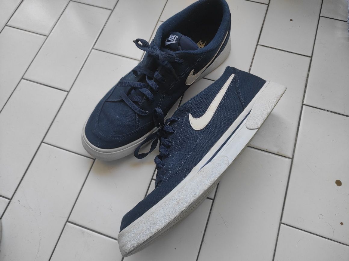 Sapatilhas Nike Azul Marinho