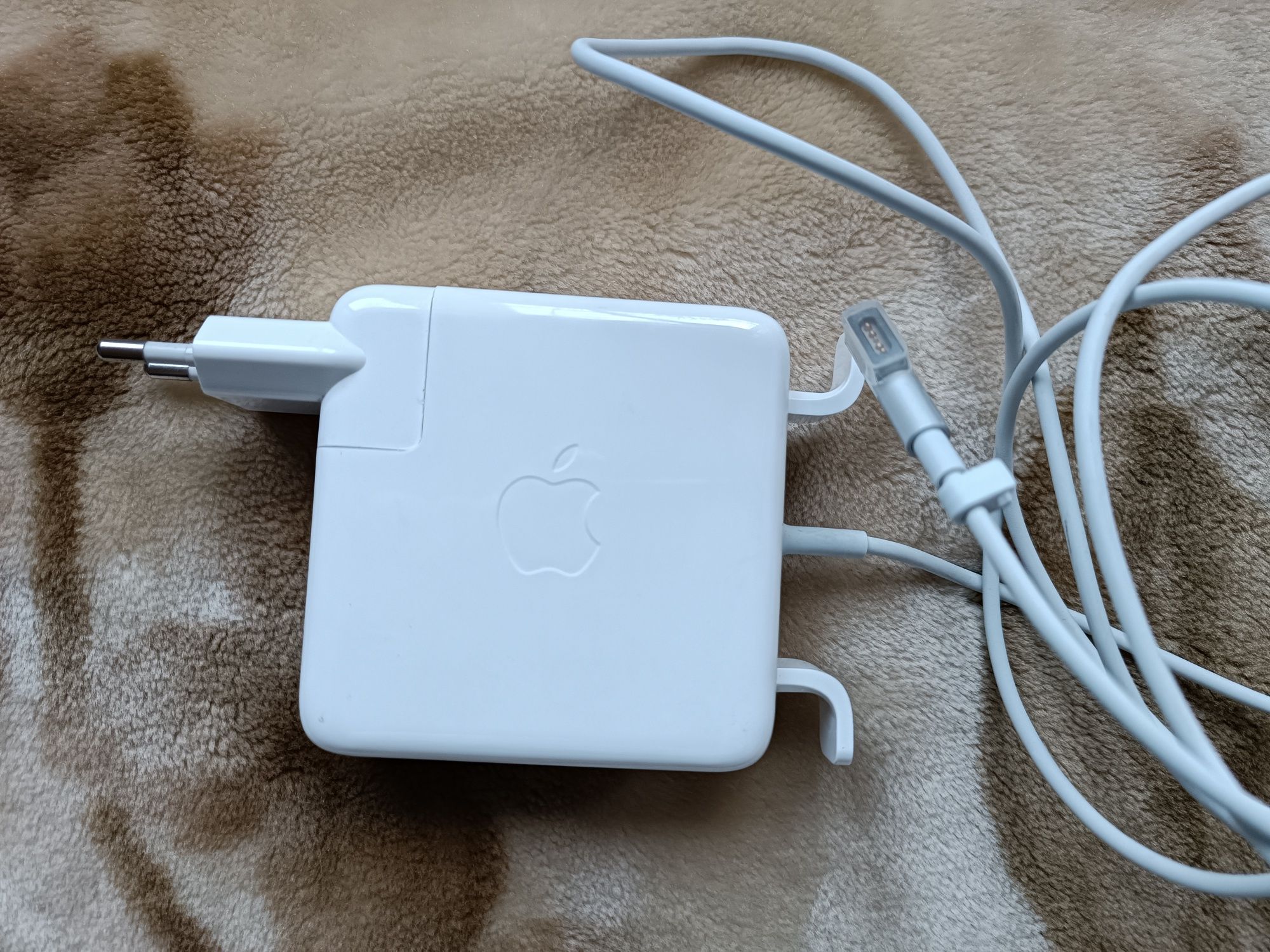 85w magsafe 2 power adapter