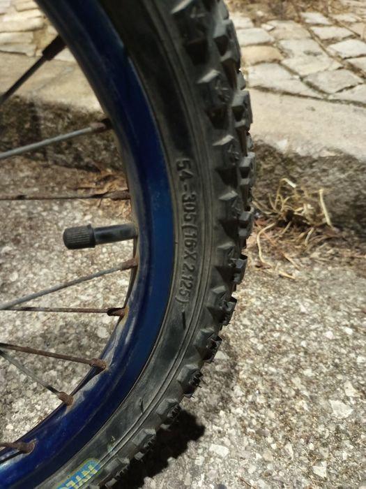 Bicicleta roda 16.