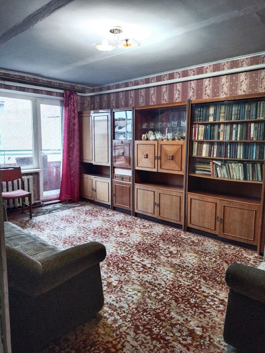 Продам квартиру в м.Бобринець