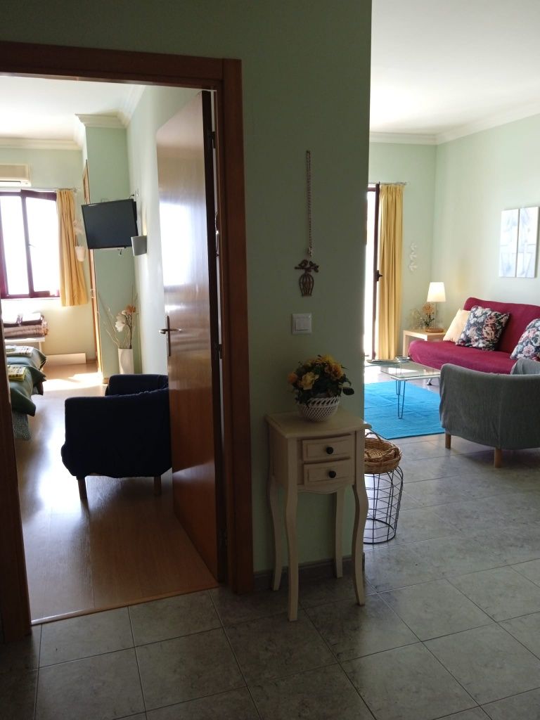 Ericeira - Férias - apartamento T1 - 4 pax - ótima vista de mar