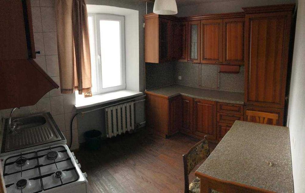 Срочно Недорого! Продажа 4к в Центре"S=92м2"Князя  В.Великого-15"Б"