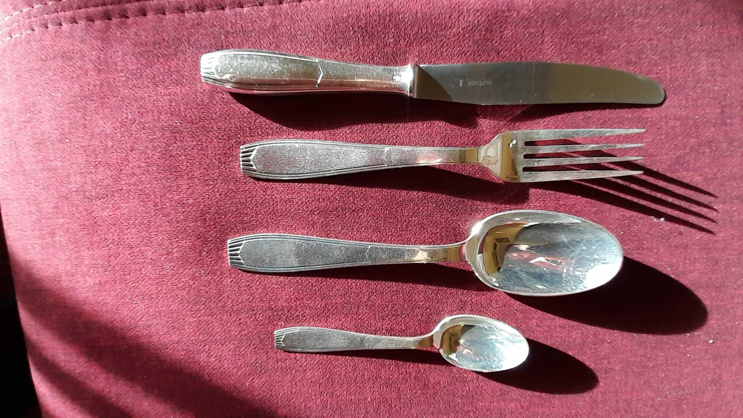 Christofle Alfenide zestaw sztućców i chochla plater Art Deco