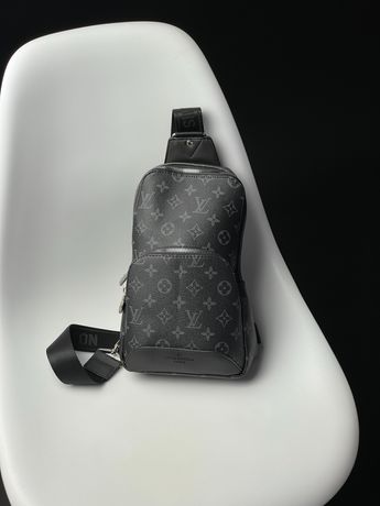 Сумка через плече Луї, Чорна сумка шкіра Louis Vuitton
