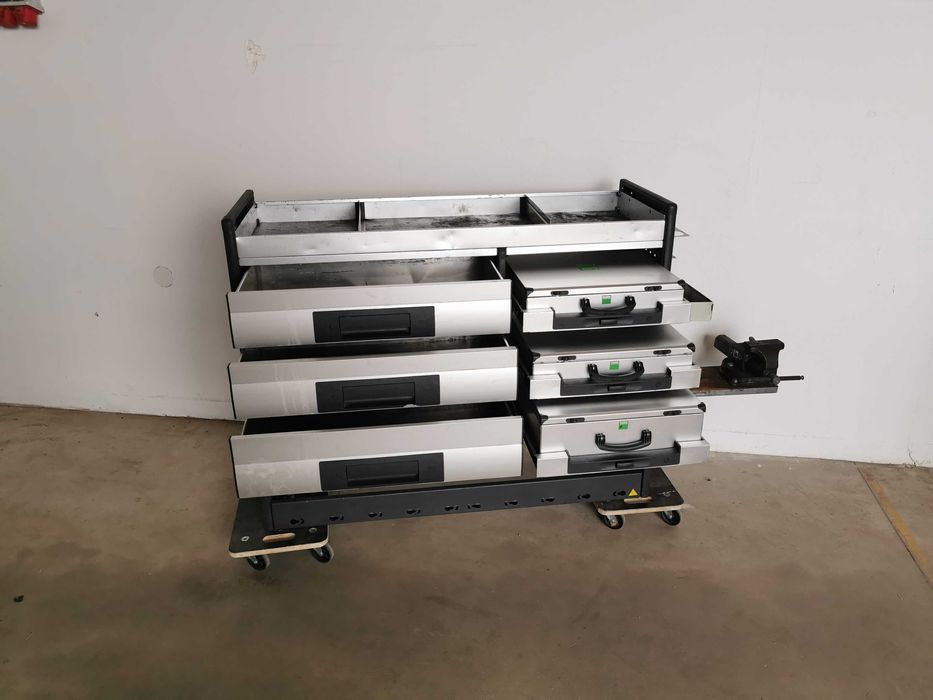 Zabudowa serwisowa warsztatowa regał samochodowy serwisowy BOTT IMADŁO