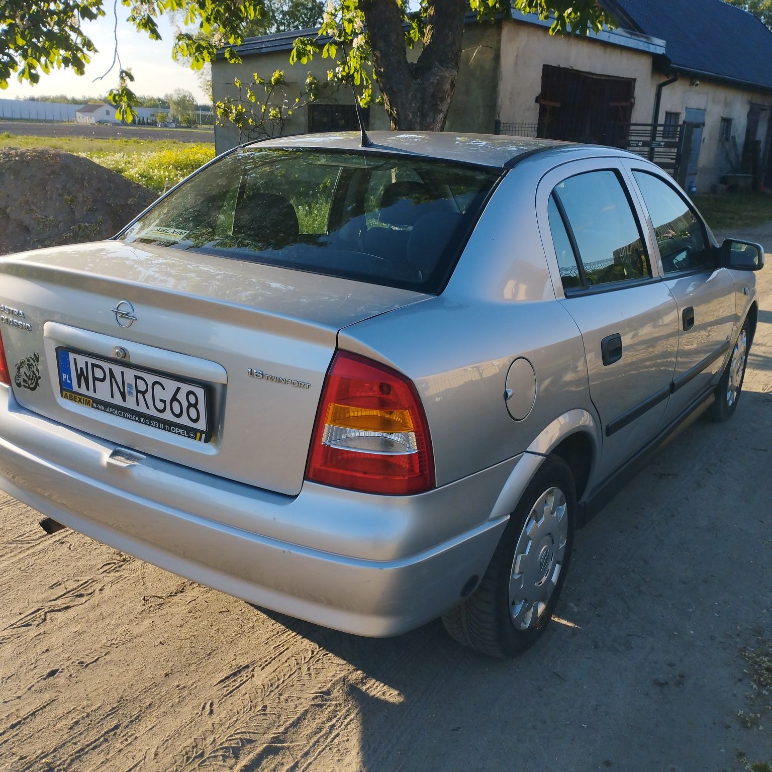 Opel Astra 1.6 benzyna wlascicel