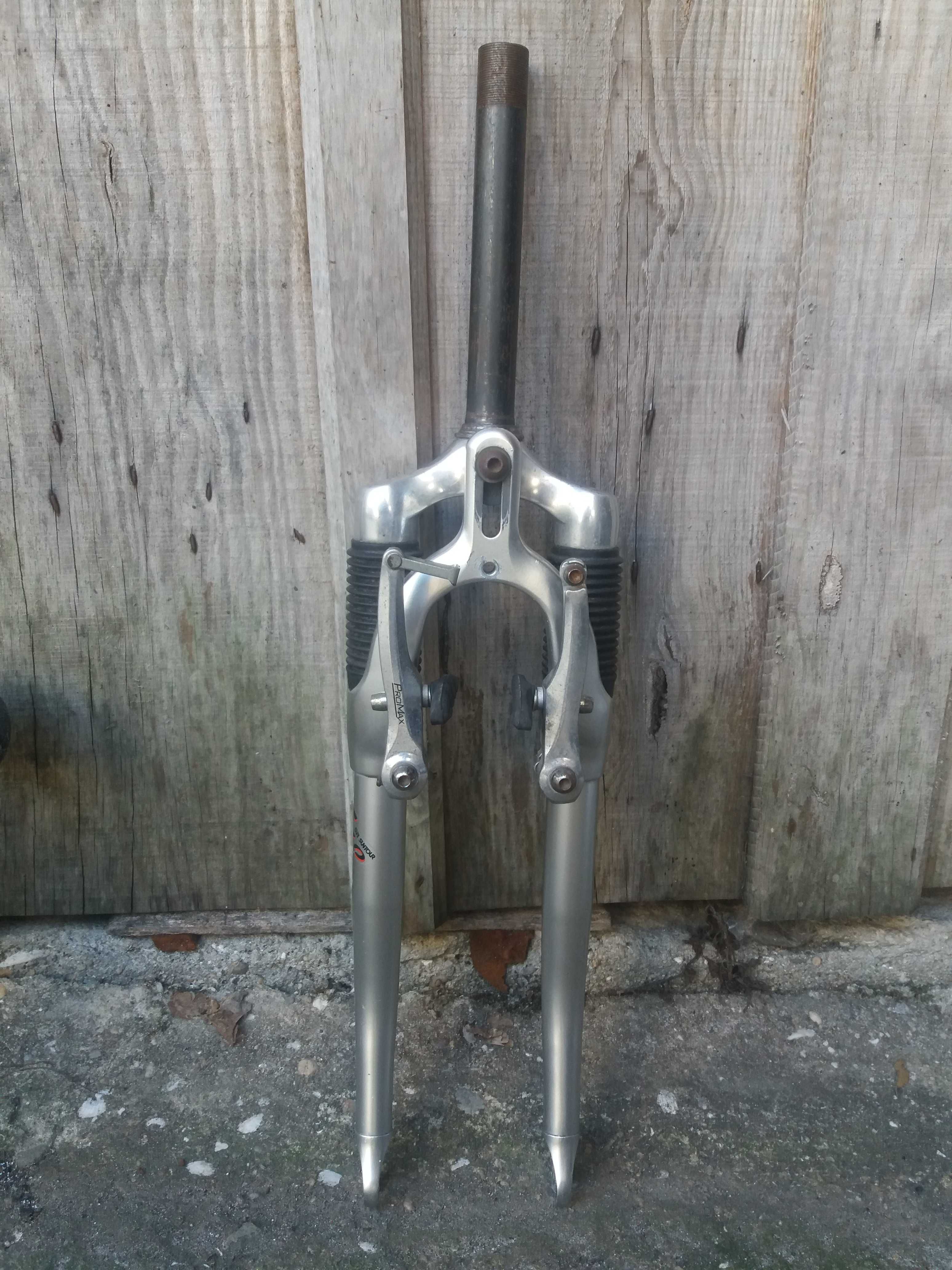 Suspensão 26" de bicicleta de cidade.