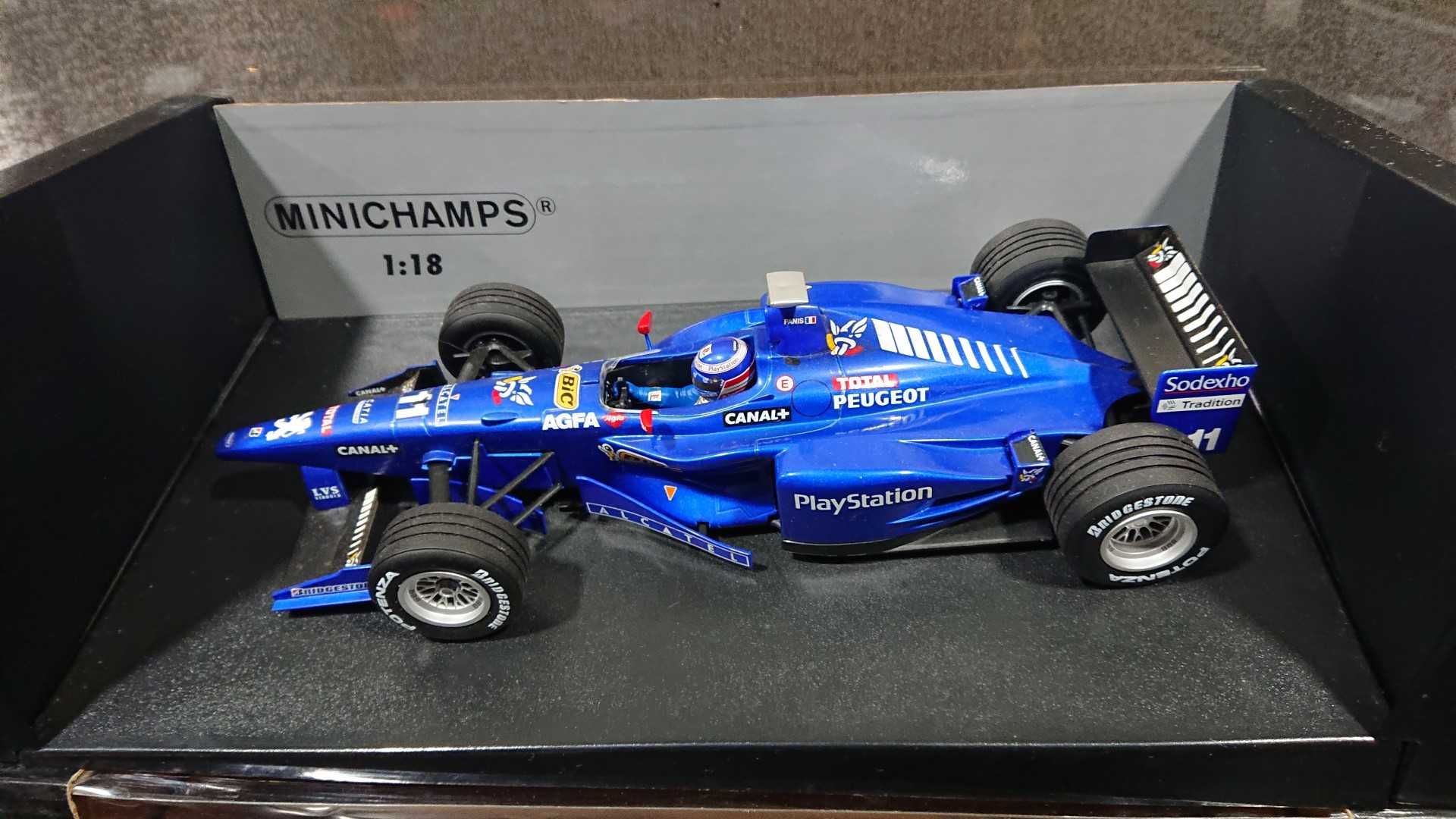3 x F1 Minichamps (1/18):  Williams 93 e 97; Toro Rosso 2008