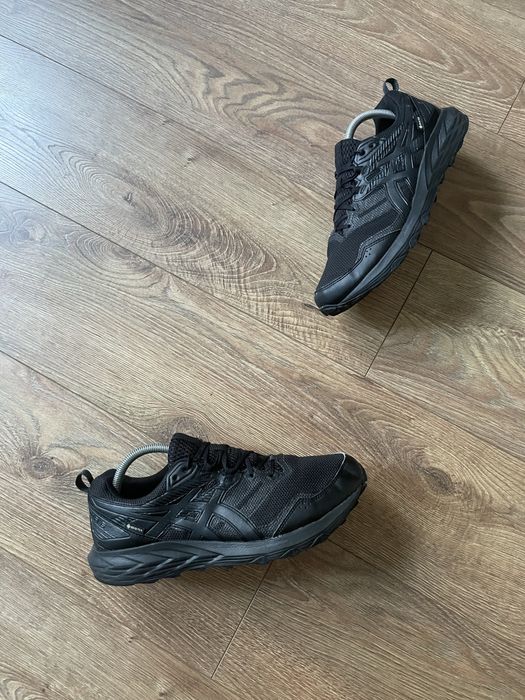 Кросівки Asics 44 gore-tex