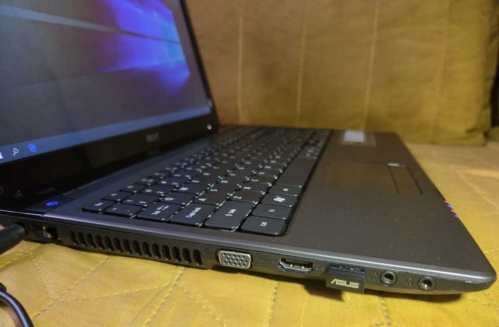 Acer Aspire 5750Z, 15,6",i5 4x2,5GHz, HDD 500Gb, bat 2,5 g, 6 Gb DDR3