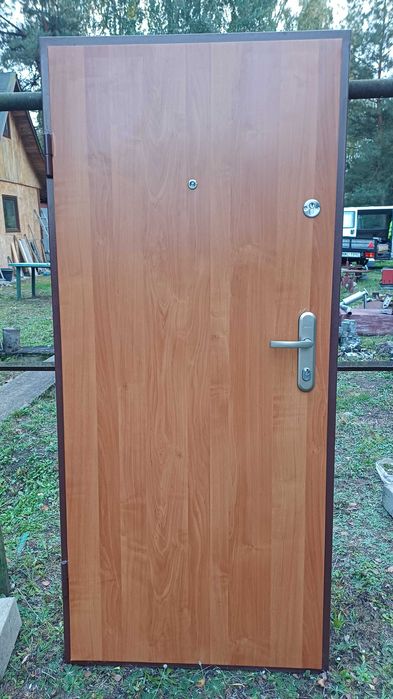 Drzwi antywłamaniowe wejściowe HSG kl.C  88x196  powystawowe