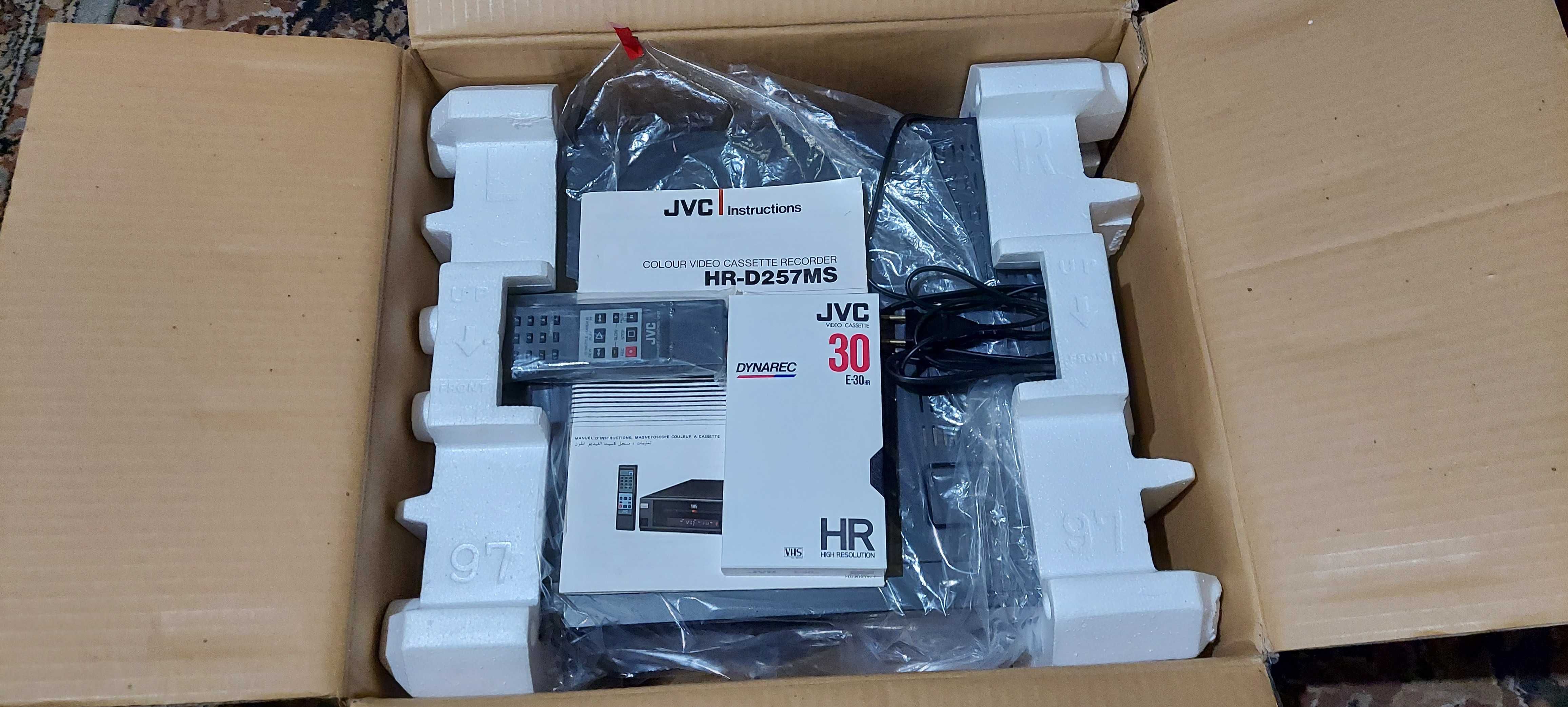 видеомагнитофон JVC HR-D257MS новый