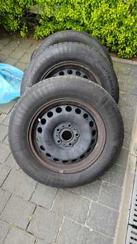 Koła letnie 15" VW Seat Skoda z oponami 195/65R15 Continental