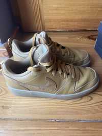 Buty Nike Court Borough Low