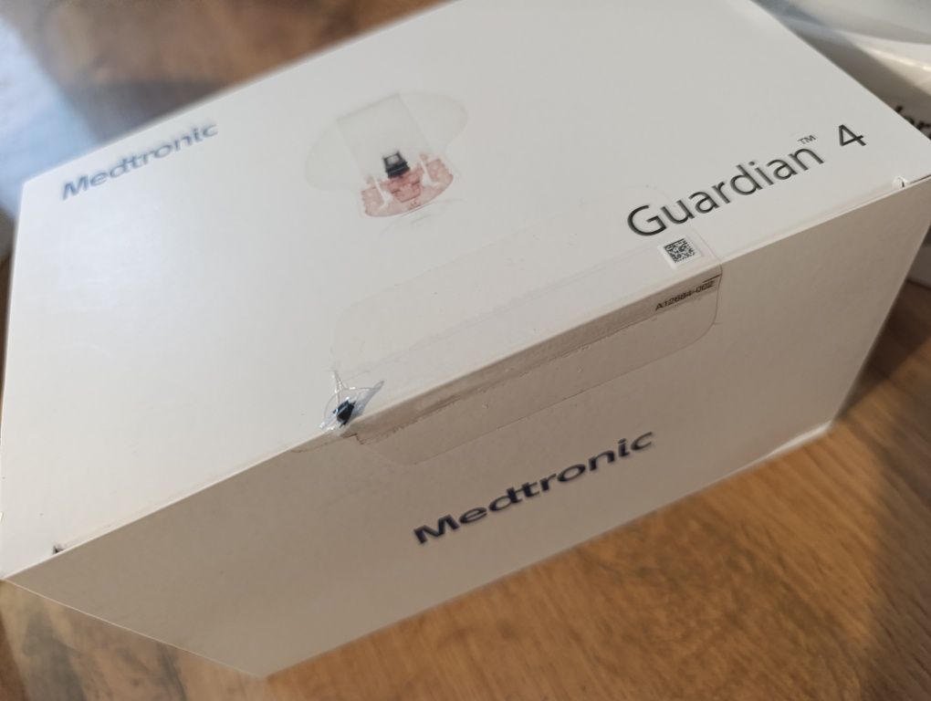 Sensor Guardian 4Q CGM (MMT-7040QC2), 5 szt. NIE WSPÓŁPRACUJE Z POMPĄ