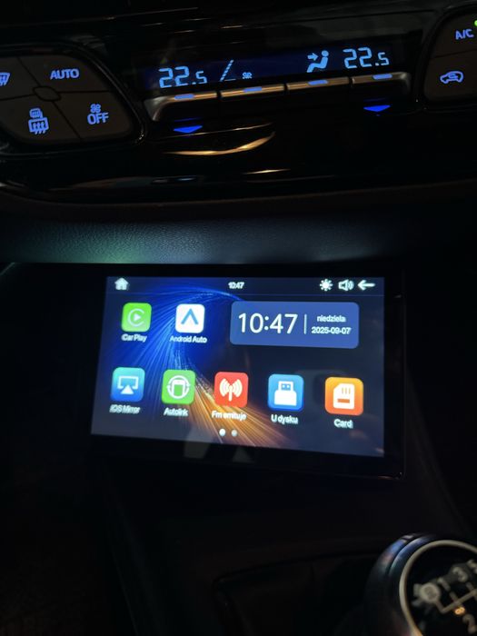 9-calowy samochodowy odtwarzacz multimedialny CarPlay Android Auto