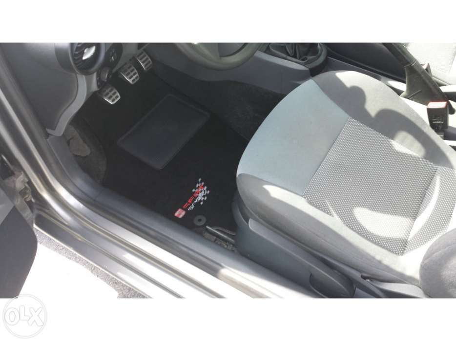 Tapetes Premium Seat Sport, FR e CUPRA para Seat Ibiza, Leon e outros