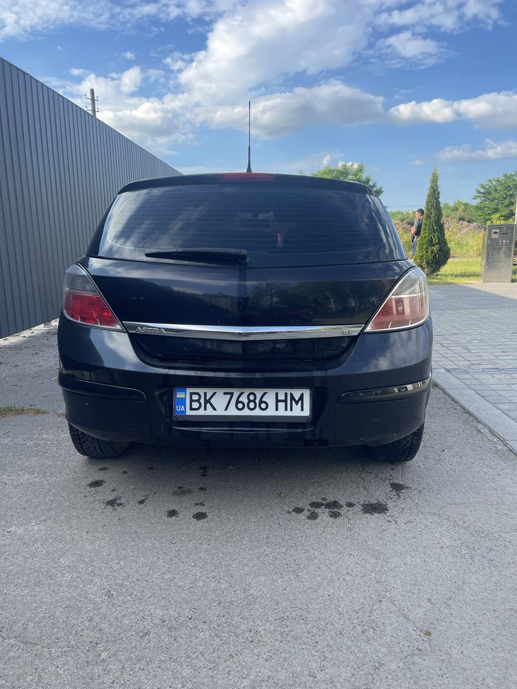 Opel astra H 1.6