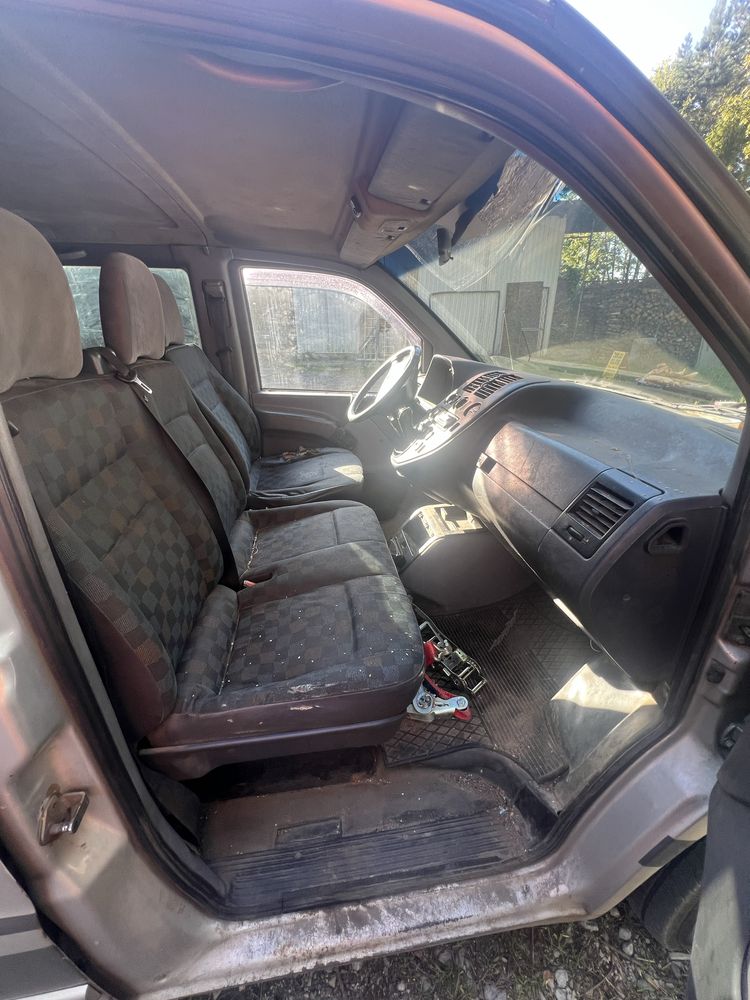 Auto mercedes vito