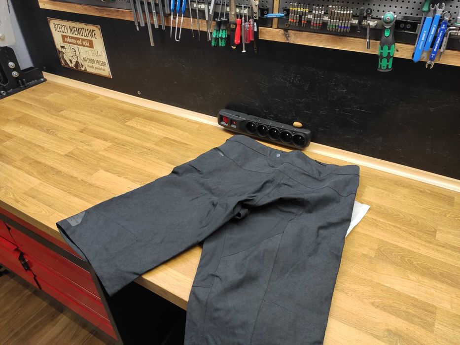 Nowe szorty Leatt HydraDri 5.0 rozmiar M