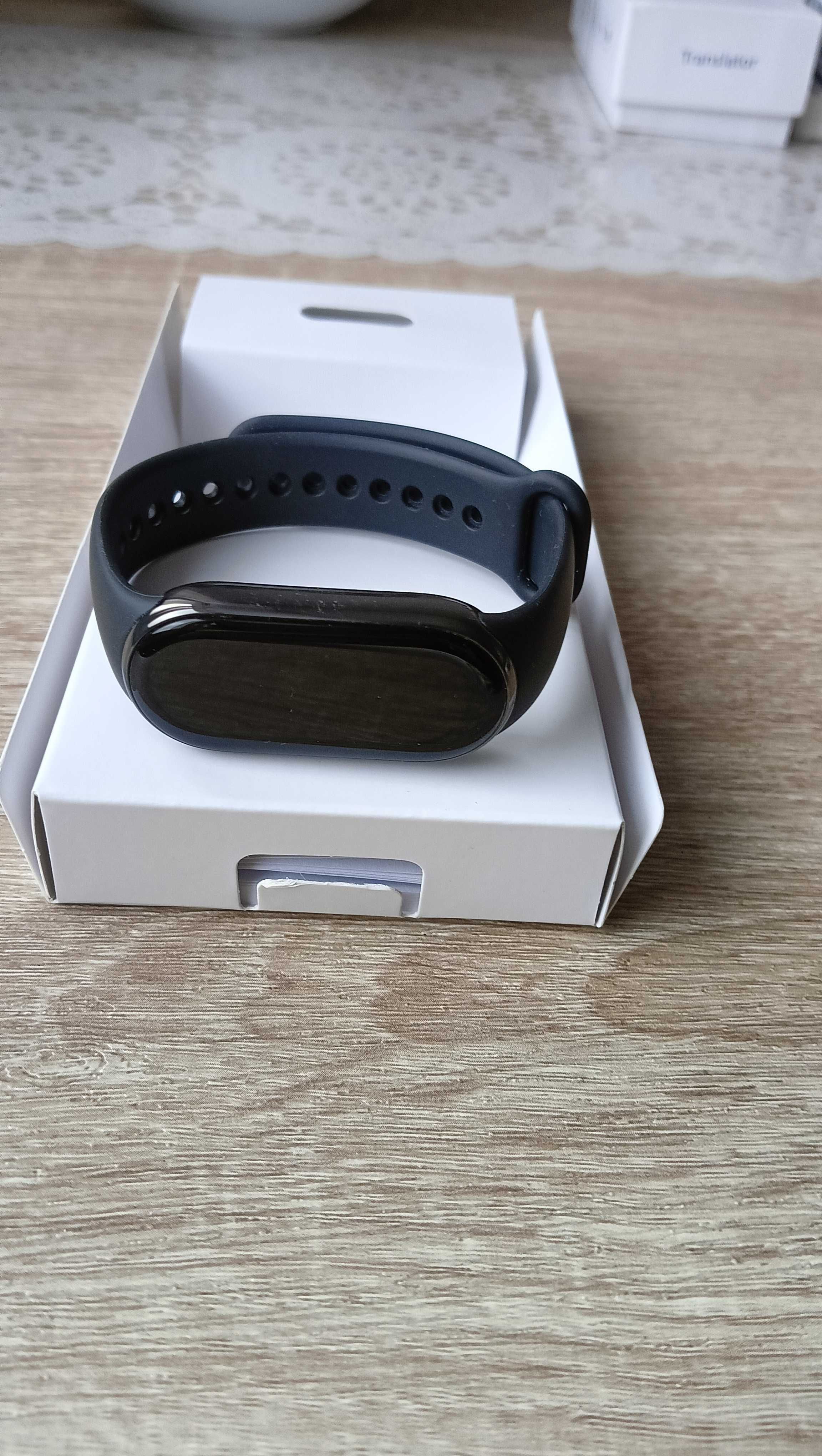 Smart Band 8, powystawowy