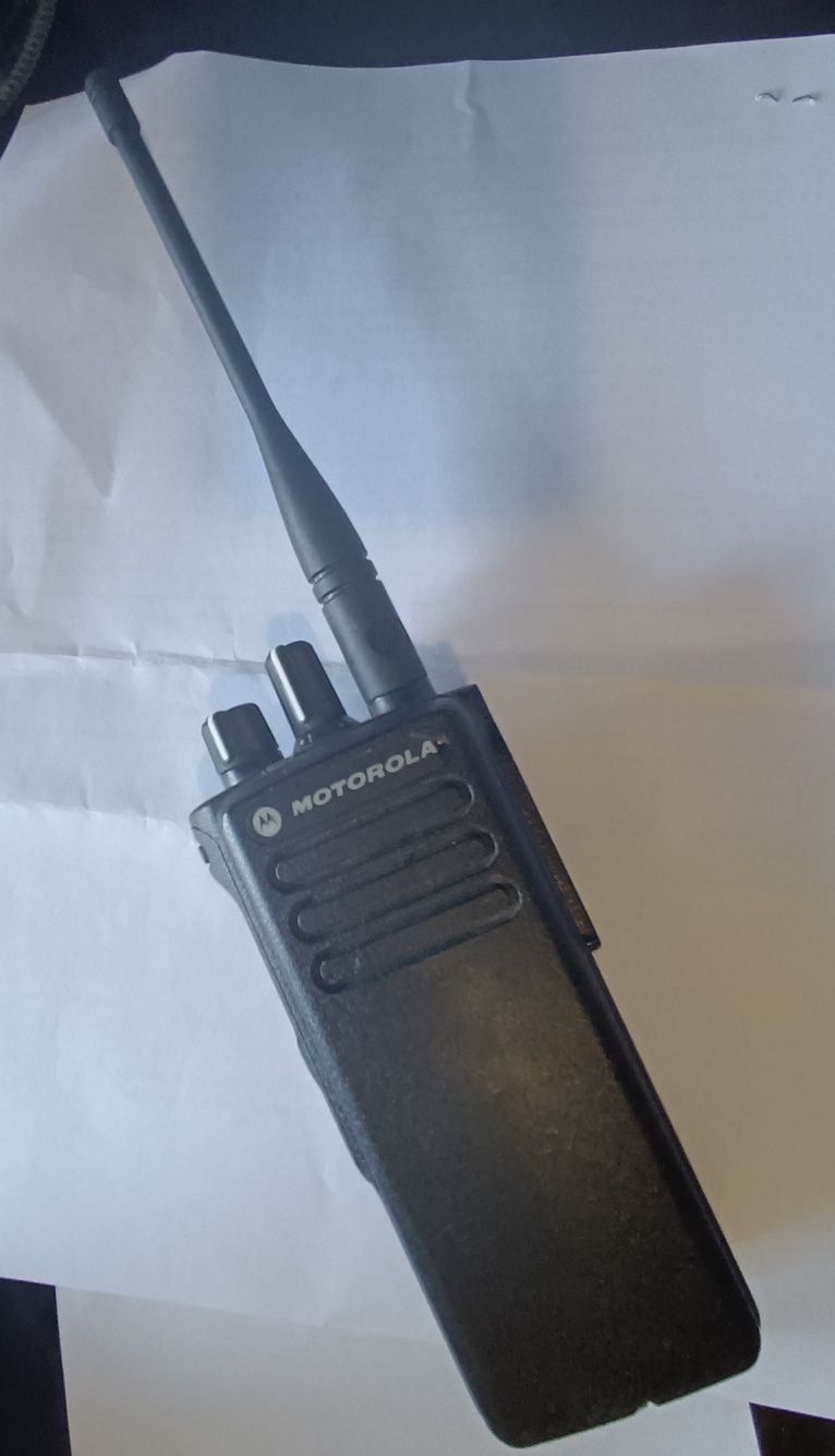 Рація motorola DP4400
