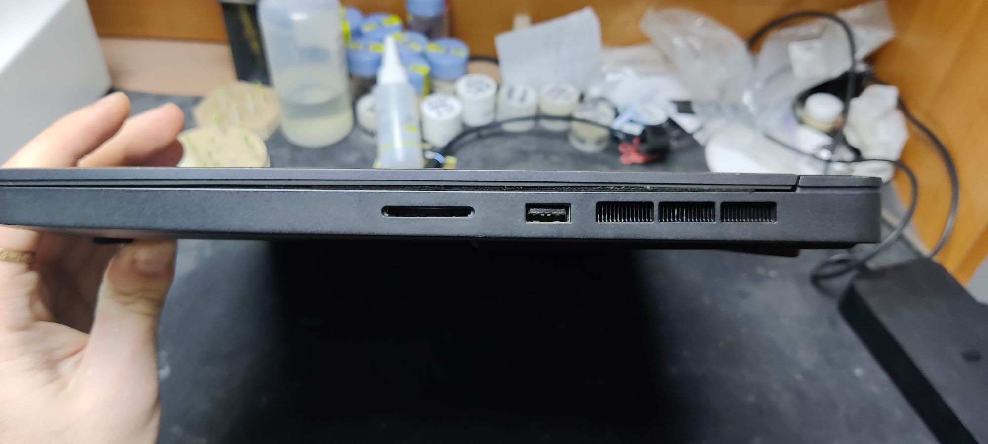 Xiaomi Mi Gaming laptop i7 GTX 1060  Ram 16Gb Ssd256