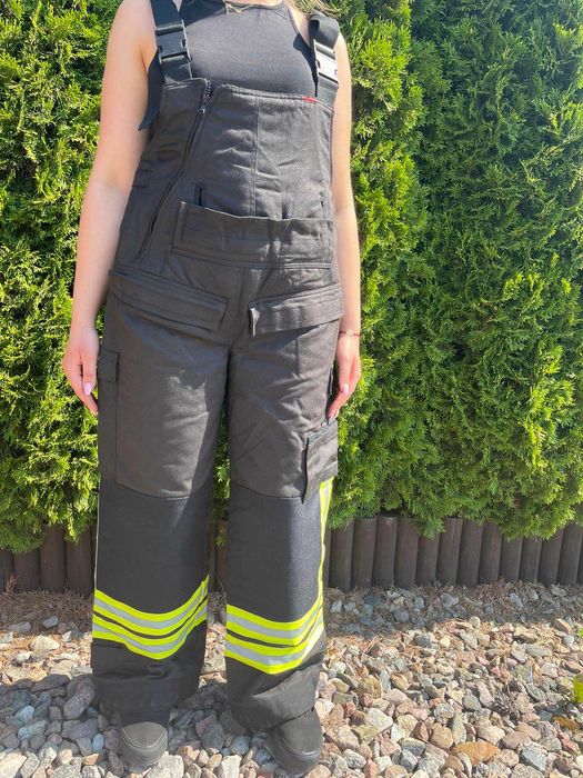 Spodnie - ogrodniczki strażackie - mundur