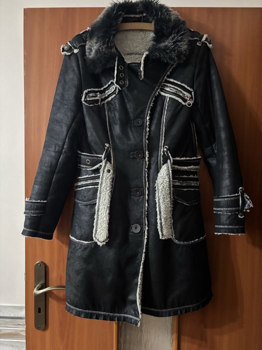 Damski płaszcz zimowy