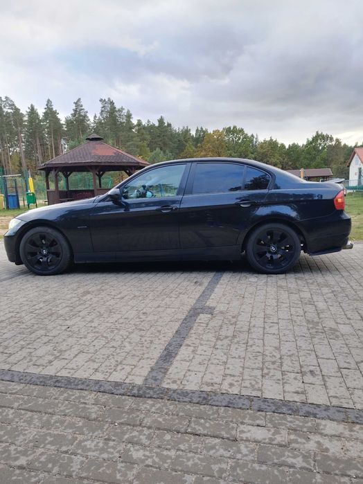 BMW E90 318i 129KM