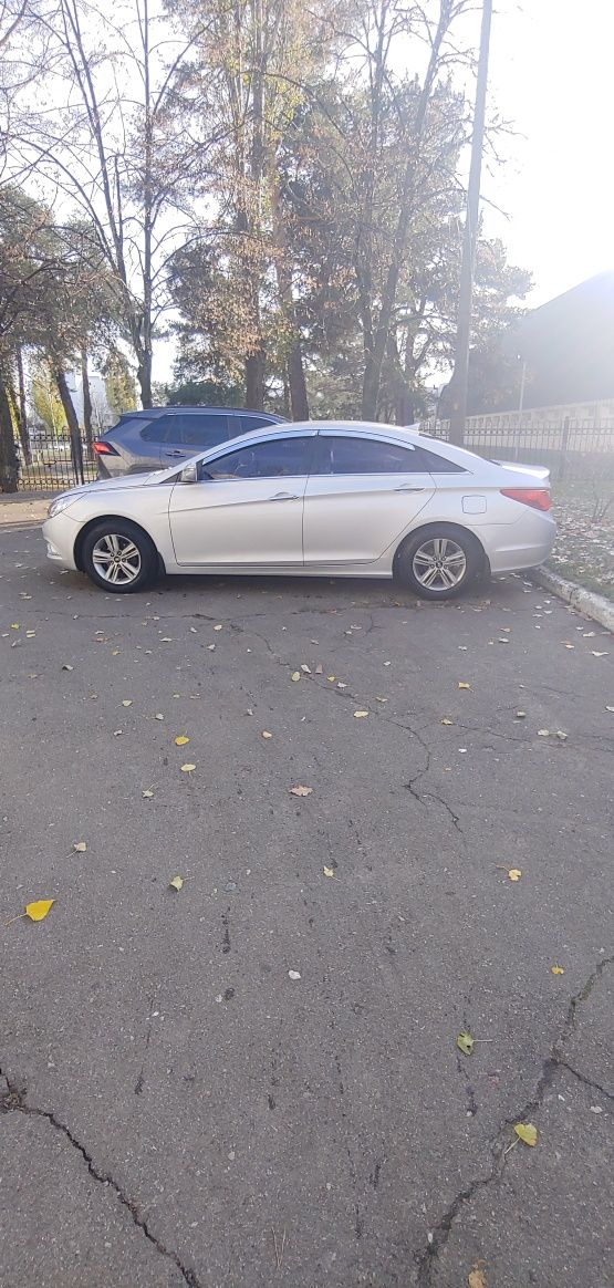 Hyundai Sonata YF 2.0 LPI 2014.