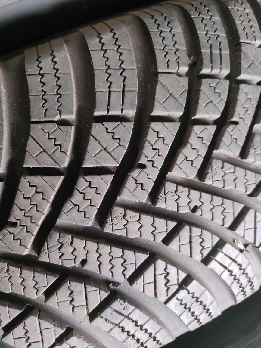 4x Hankook Winter i'cep RS3 215/70R16 100H komplet zimowy jak nowy