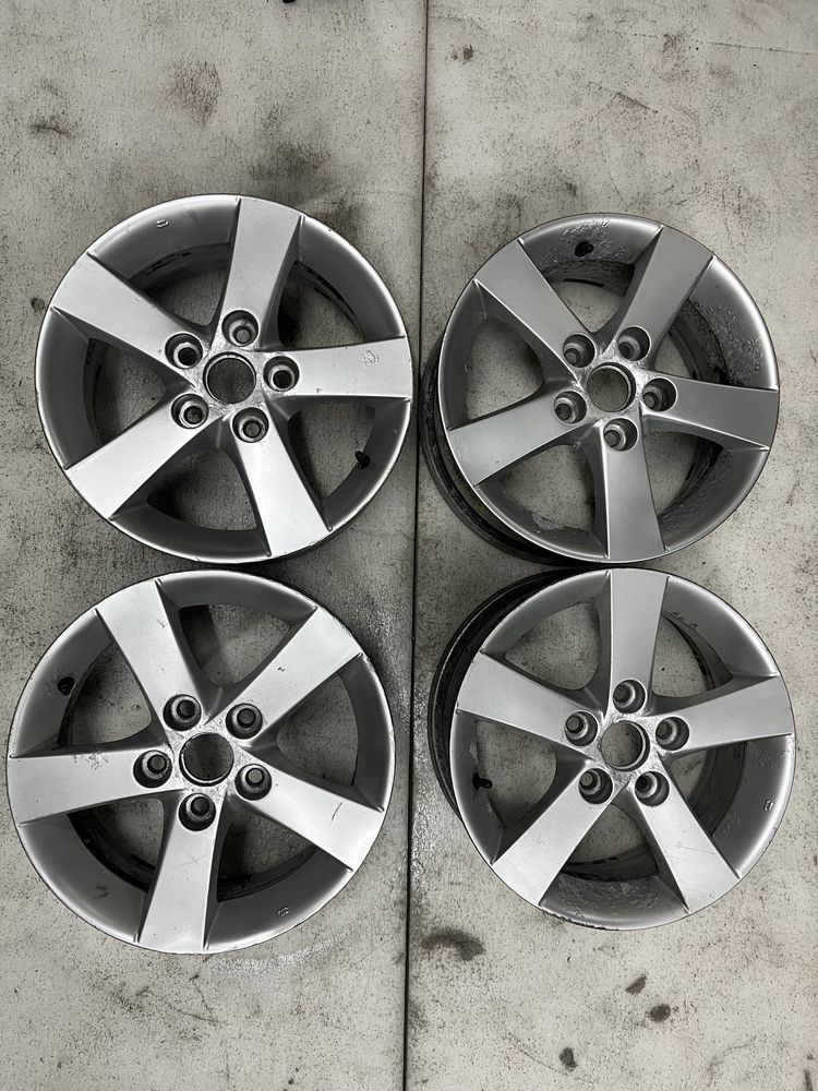 5x114,3 6j15 et 52,5 Mazda 3 5 toyota Hyundai 67