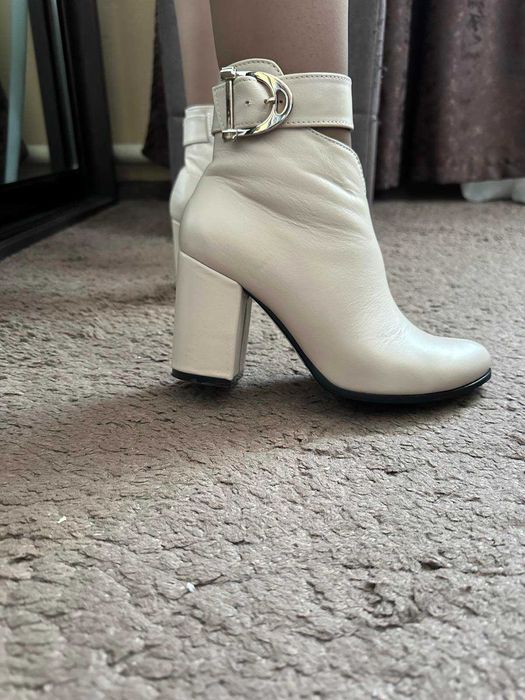 Шкіряні весняно-осінні черевики