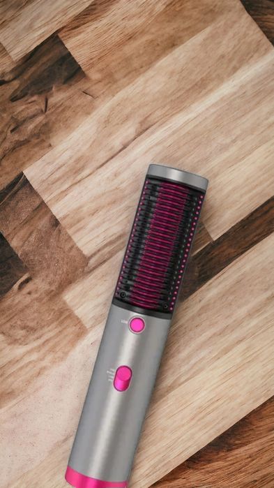 Гребінець випрямляч Hot Air Brus RD 158