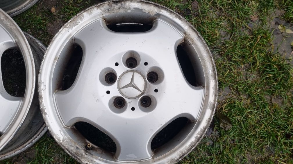 Sprzedam felgi do mercedesa CLK  W208