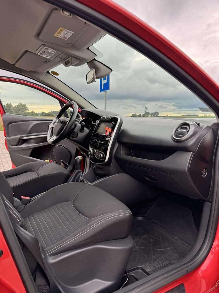 Samochód Renault Clio IV