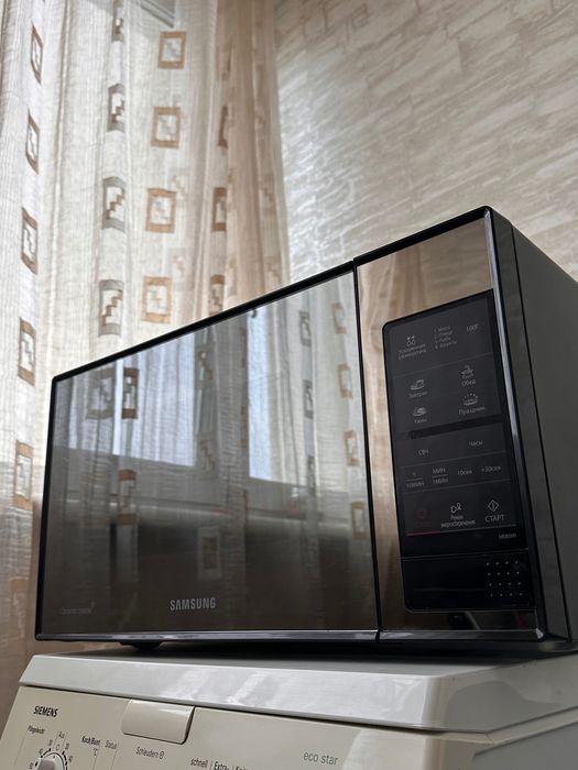 Мікрохвильовка samsung me83krw