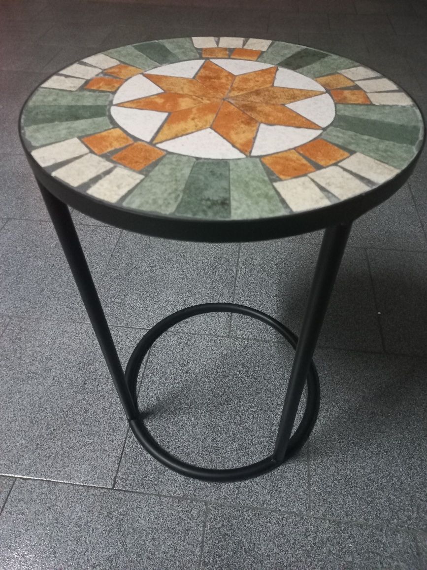 Mesa de apoio metalica