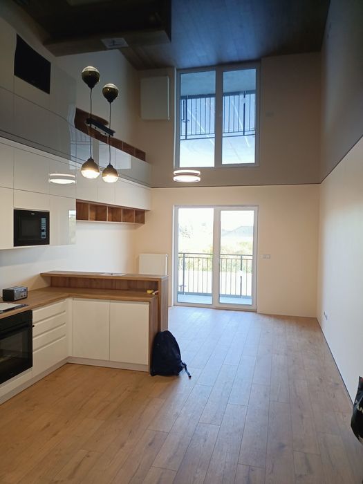 Nowoczesne Sufity Napinane – Profesjonalny Montaż!