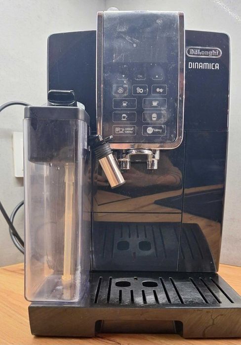 ekspres do kawy De'longhi Dinamica