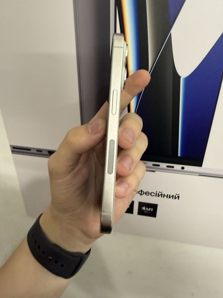 iPhone 15 Pro 128 GB