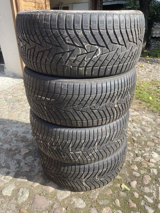 Opony zimowe Yokohama 295 40 R21