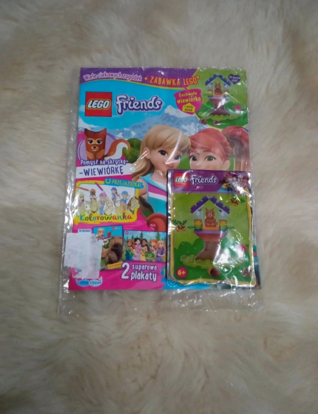 Gazetka Lego Friends + wiewiórka i mały domek + plakaty