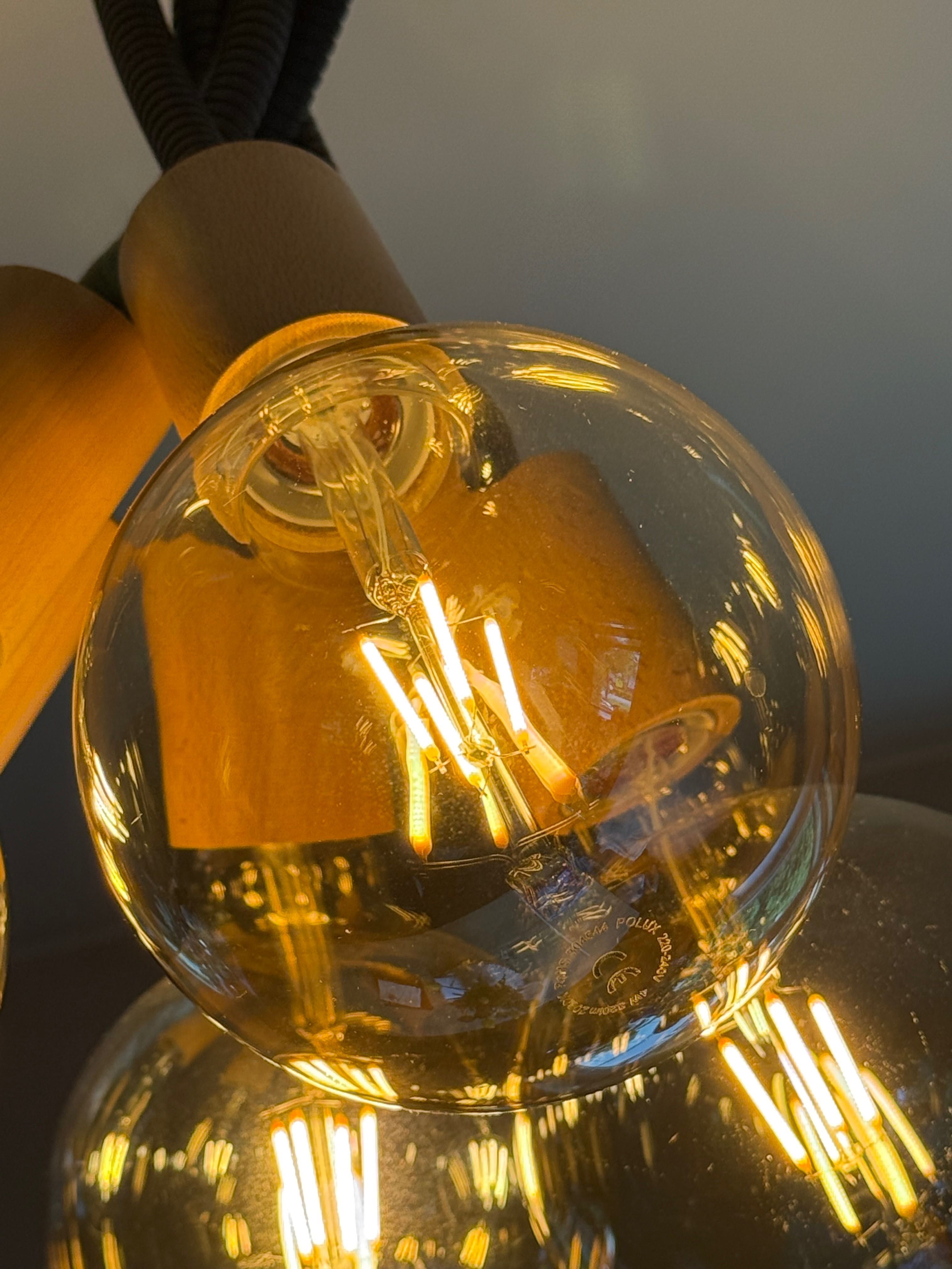 Lampa salonowa wisząca , bardzo ładna design