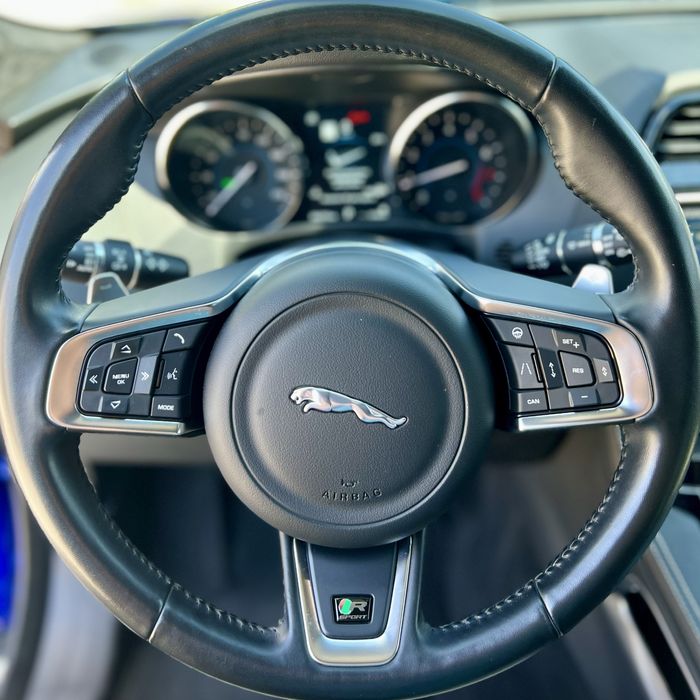 Продам Jaguar F-pace R-sport 2019