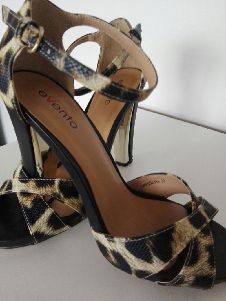 Buty eleganckie super